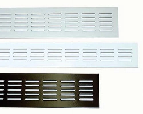Bruin luchtrooster 50x8 cm: aluminium luchtroosters met sleuven, in aluminium, wit en een donkere kleur